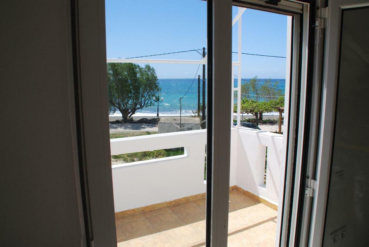 Soula Appartments Makrýgialos Dış mekan fotoğraf